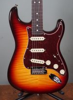 Fender 70th Anniversary American Professional II Stratocaster, Rosewood Fingerboard, Comet Burst w/ Deluxe Molded HSC